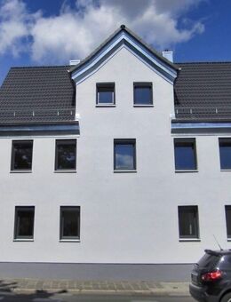 Charmante 3-Zimmer-Dachgeschoss-Wohnung mit Dachterrasse in Nürnberg-Schniegling - Nürnberg