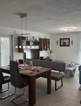Neuwertiges, freistehendes Einfamilienhaus KfW 55!!! in Laupheim-Baustetten!!! - Laupheim