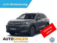 VW Tiguan, 1.5 Elegance eHybrid, Jahr 2022 - Marktoberdorf