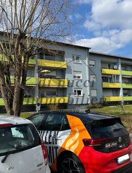 Ihr neues Zuhause: Helle 3-Zimmer-Wohnung mit Balkon in Stadtnähe - Jestetten