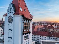 Investment in ehrwürdiges Wahrzeichen. Der Weiße Turm von Nikola. - Landshut