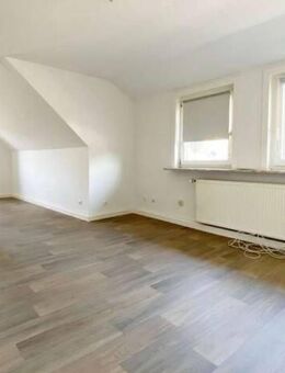 2-3 Zi OG-Wohnung mit Carport und Stellplatz in Meinersen OT Seerhausen - Meinersen