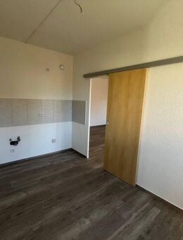 Platz für Sie: Großzügige 2-Raum-Wohnung mit Balkon - Oschersleben (Bode)