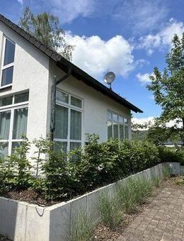 Gepflegtes 3-Zimmer-Haus mit Terrasse und Galerie in naturnaher Umgebung- Wohnen wie im Urlaub! - Bengel