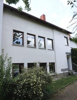 Charmantes Split-Level-Haus mit Potenzial Nbg. - Eibach / Haus kaufen - Nürnberg