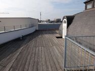Zentrum - repräsentative, ruhige & großzügige Dachgeschoßwohnung mit imposanter Dachterrasse - Leipzig