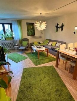 Familienfreundlich und zentral: 4-Zimmer-Wohnung mit viel Platz - Feuchtwangen