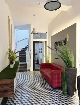 5-Zimmer-Küche-Bad-Wohnung in Stadtvilla (Büro & Praxis geeignet) - Bremen