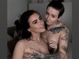 🔥Heißer Sexchat mit live Lesbensex 🥵💦 mit live Bildern und Videos in 80331