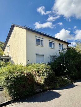 Wohnen, Leben, Wohlfühlen - Zweifamilienhaus in familienfreundlicher Umgebung von Lügde - Lügde (Stadt der Osterräder)