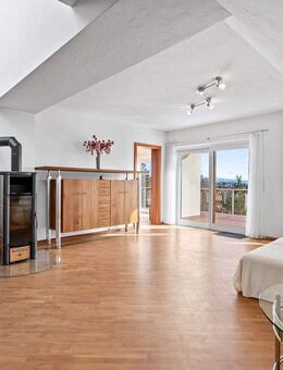 Helle sanierte Maisonette-Wohnung mit Weitblick - Überlingen