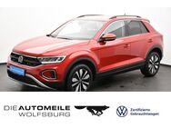 VW T-Roc, 1.5 TSI Move, Jahr 2023 - Wolfsburg