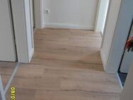 WE 7 - Sanierte 2-Zimmer Dachgeschosswohnung in Nürnberg Rennweg mit großzügig geschnittener Küche - Nürnberg
