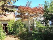 Mögeldorf-Unterbürg: Ruhig gelegene großzügige Doppelhaushälfte mit Garage, Wintergarten und schön eingewachsenem Garten! - Nürnberg