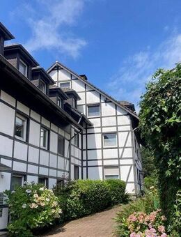 Ansprechende Maisonettewohnung in Leverkusen-Fettehenne + Tiefgaragenstellplatz - Leverkusen