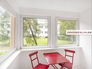 IMMOBERLIN.DE - Helle 2-Zimmer-Wohnung mit Loggia nahe Tegeler Forst - Berlin