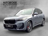 BMW X1, xDrive30e M Sport Pro LMR 20 AD digitales, Jahr 2024 - Krefeld