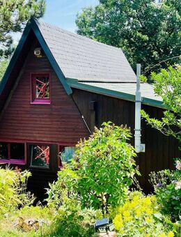 "Besser wohnen geht kaum !! " Schönes 1-Familien-Holz-Haus mit Garten und Carport in ALLERBESTER WOHNLAGE von 66953 Pirmasens - Pirmasens
