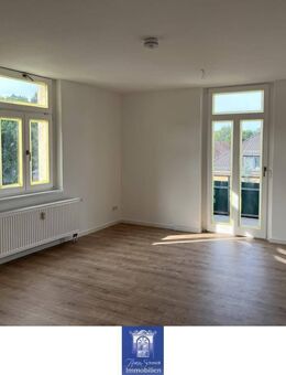 Lichtdurchflutete Wohnung mit Balkon! - Bischofswerda