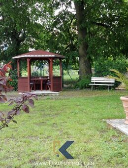 Wohnen im stilvollen Ambiente! 2 Zi.-Whg. in Villa mit EBK, Garten und PKW-Stellpl. - Mühlhausen (Thüringen)