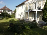 HN-Ost, beim Pfühlpark, 3.5 Zimmer auf 94 qm, mit Terrasse und Alleinnutzung eines Gartenanteils von ca. 2,5 Ar - Heilbronn