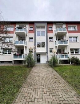 Wohlfühlen leicht gemacht - renovierte Wohnung mit Bad & Balkon - Essen