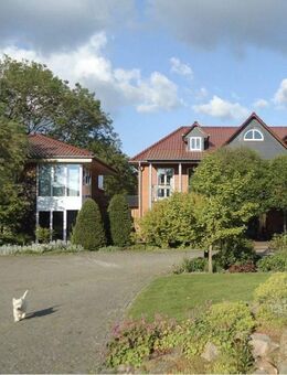 Keine Käufercourtage: Luxuriöse Hofanlage mit Gutshaus & Mehrfamilienhaus auf 10ha Land in Arendsee - Arendsee (Altmark)