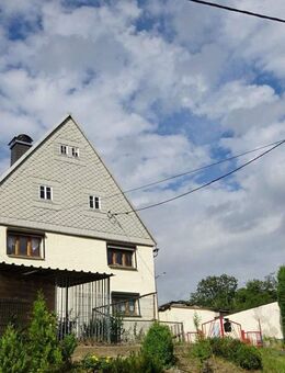 Einfamilienhaus mit Nebengebäuden - Mulda (Sachsen)