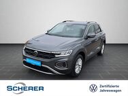 VW T-Roc, 1.0 TSI Life APP, Jahr 2023 - Saarbrücken