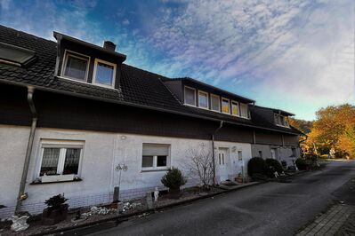 4 Zimmer, 4 Garagen - Reihenmittelhaus in Schwelm
