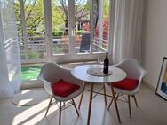 Provisionsfrei! Helles und ruhiges 1-Zimmer-Apartment mit Balkon und Tiefgarage. - Taufkirchen (Landkreis München)
