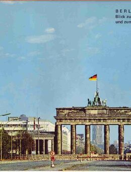 Postkarte Ansichtskarte / Berlin Blick zum Brandenburger Tor und zum Ostberliner Fernsehturm - Berlin Reinickendorf