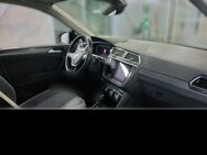 VW Tiguan, 2.0 TDI Offroad, Jahr 2020 - München