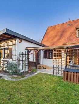 SITULI: Kleines Reiheneckhaus in Oberschleißheim mit viel Potenzial - Oberschleißheim