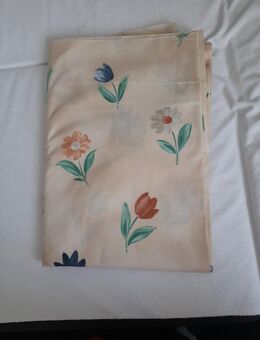 Stoffbahn mit Blumen, ca. 140 x 800 cm - Lippstadt