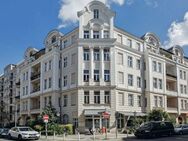 Penthouse-Wohnung in exklusiver Akazienkiezlage: Historischer Altbau mit repräsentativem Charme - Berlin