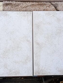 ABK Wandfliesen, neu, 1. Wahl, 20 x 25 cm, 17qm - Waldbreitbach
