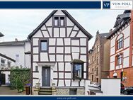 Charmantes Einfamilienhaus mit kleiner Terrasse und Garage in beliebter Lage - Koblenz