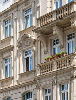 Historischer Altbaucharme trifft moderne Eleganz: Sanierte 3,5-Zi.-Whg. mit Fischgrät und moderner Deckenheizung - Fürth