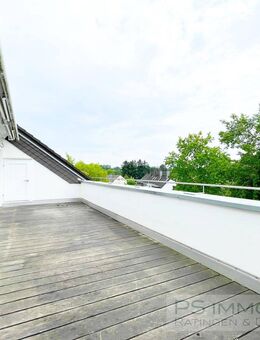 Lichtdurchflutete Maisonettewohnung mit Dachbalkon und Garage in ruhiger Lage von Ratingen Hösel - Ratingen