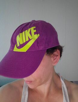 NIKE DAMEN cap Neu! Obergine Neon Gelb - Hamburg