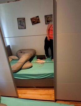 Kleiderschrank zu verkaufen - Munster
