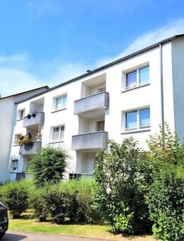 Freundliche 4 Zimmer Wohnung mit Balkon in Marburg Cappel, sofort frei - Marburg