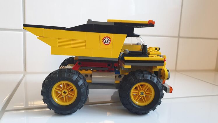 LEGO Set 4202 Mining Truck mit Anleitung - Neuhausen