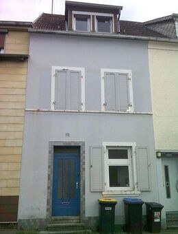 Renovierungsbedürftiges Reihenmittelhaus in Ottweiler zu verkaufen! - Ottweiler
