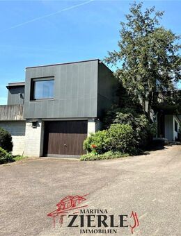 Einmalige Gelegenheit! Architektenhaus mit über 3000 m² Grundstück in gefragter Aussichts-/Randlage! - Ebersbach (Fils)
