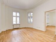 Zeitlos elegant: 3-Zimmer-Gründerzeit-Wohnung in Steglitz mit Balkon + ERSTBEZUG NACH SANIERUNG - Berlin