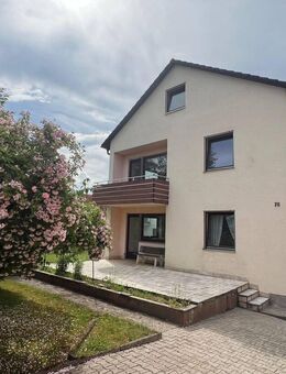 DROST-IMMOBILIEN! Renovierungsbedürftiges Zweifamilienhaus mit Einliegerwohnung in Diedorf! - Diedorf