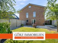 Neuwertiges Townhouse mit 170 m² Wohn-/Nutzfläche und Solarthermie - Norderstedt