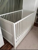 Petite Ameélie mitwachsendes Babybett inkl.Matratze+Schublade in 46282